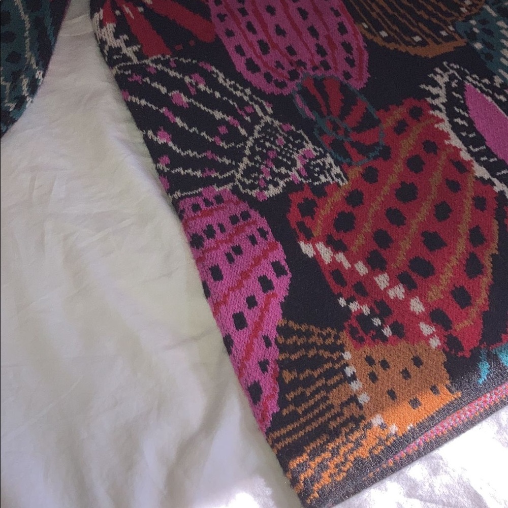 Farm Rio Shell Sweater Dress NWT - Picture 4 of 4